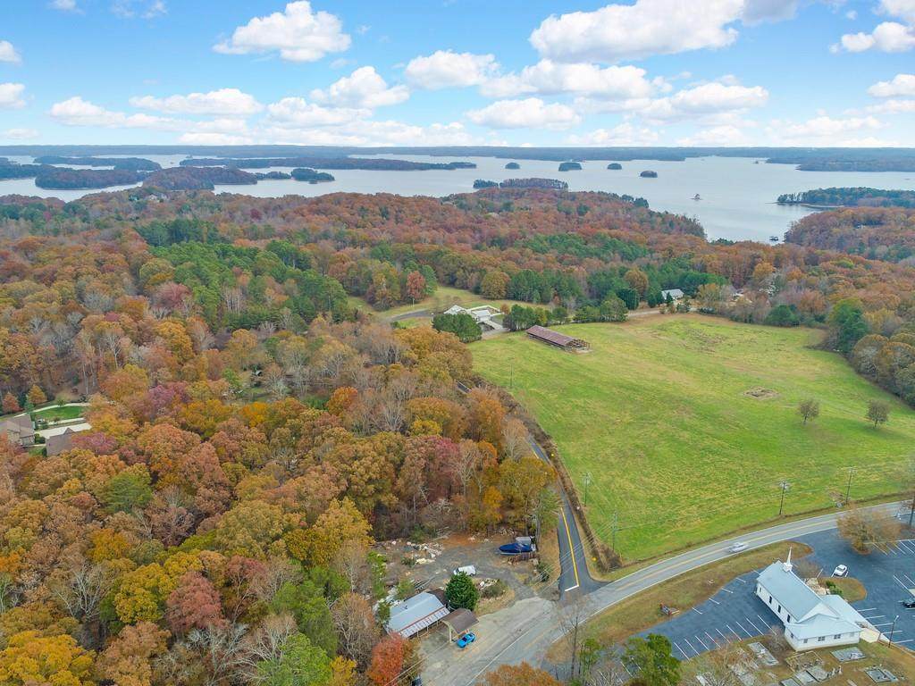 6915 Flowery Branch Road - Photo 1