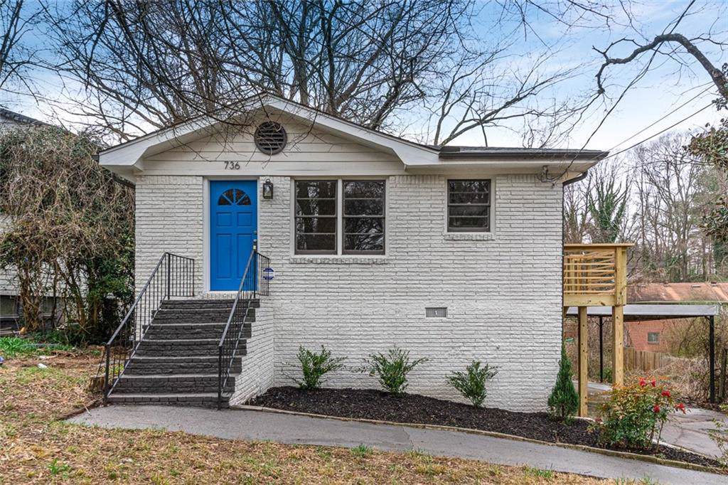 736 Center Hill Avenue - Photo 1