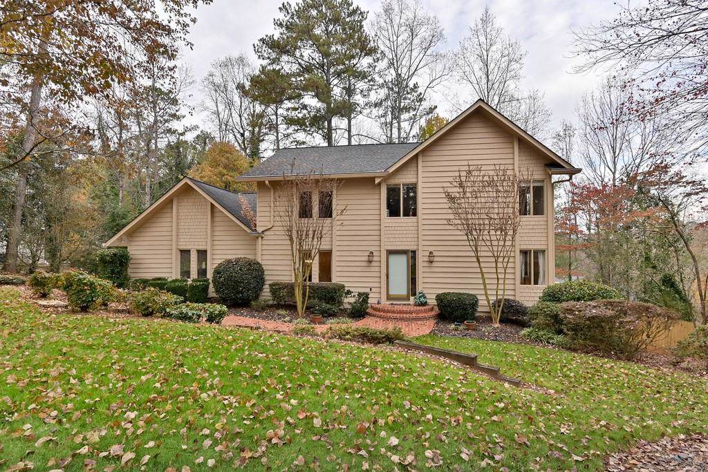 5564 Woodberry Circle - Photo 1