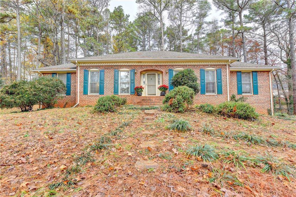 2678 Kenwood Drive - Photo 1