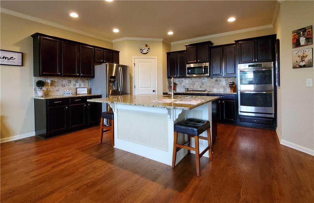 8225 Scuffle Bridge Lane - Photo 1