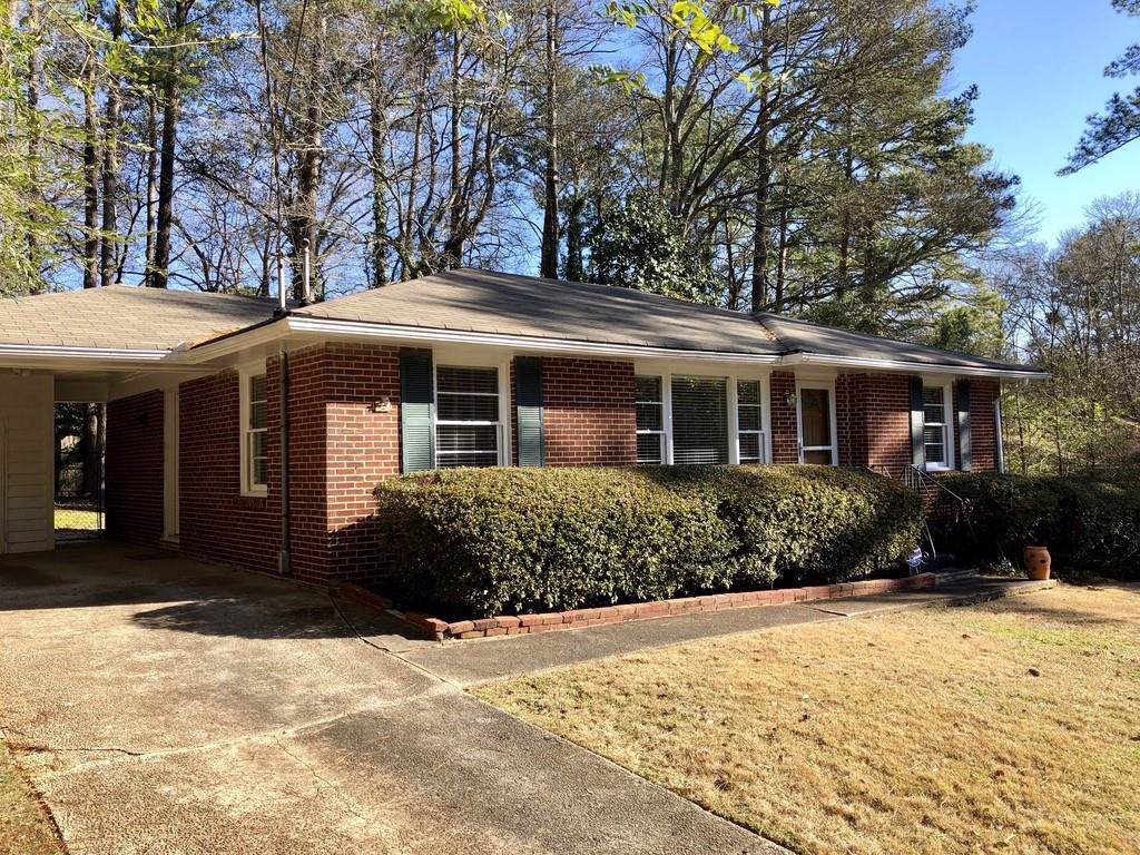 942 Homewood Court - Photo 1