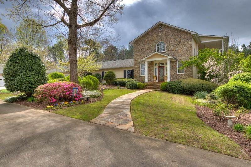 427 Dallas Highway - Photo 1