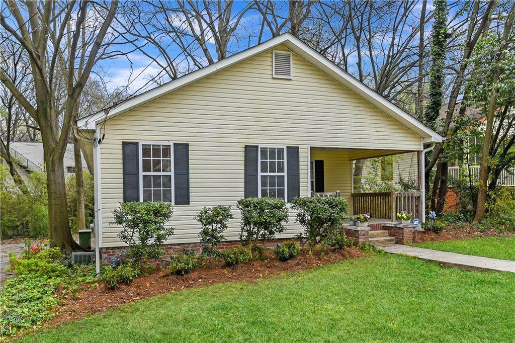 1063 Hemphill Avenue - Photo 1