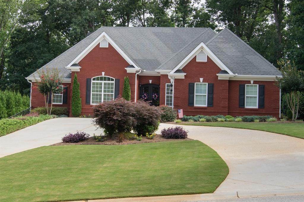 2162 Saddle Creek Drive - Photo 1