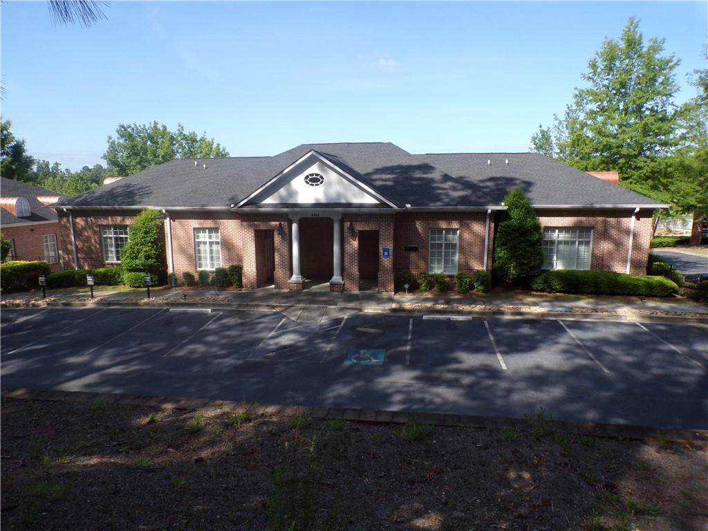 4562 Lawrenceville Highway - Photo 1