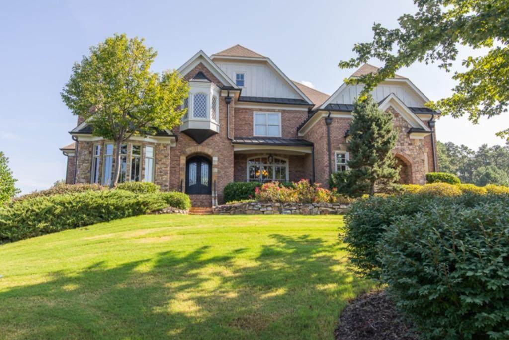 2890 Drayton Hall Drive - Photo 1