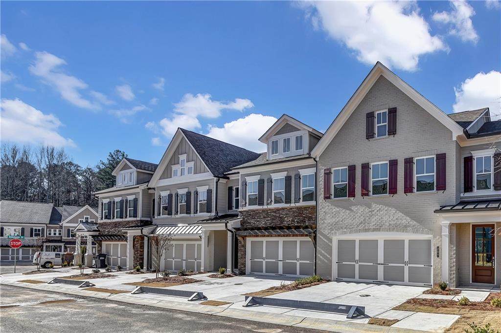 205 Bellehaven Place - Photo 1