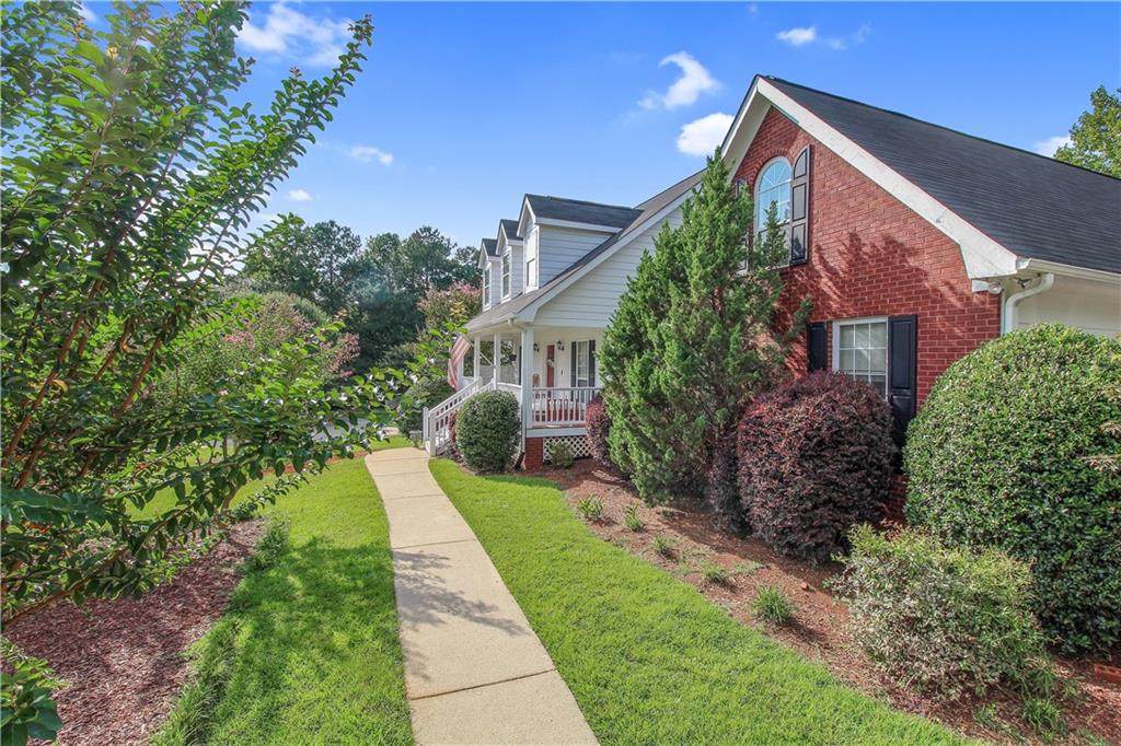140 Chardonnay Oaks Drive - Photo 1