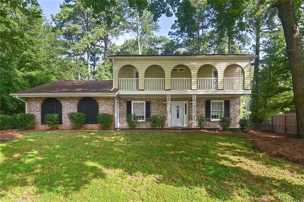 2546 Stonington Road - Photo 1