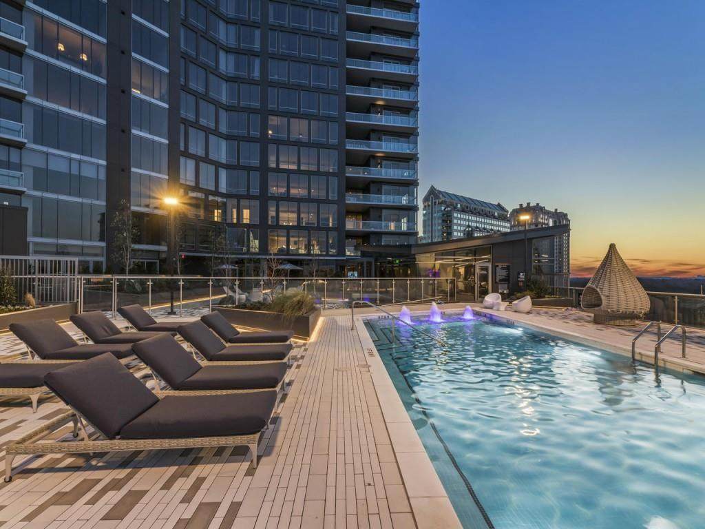 3107 Peachtree Road - Photo 1