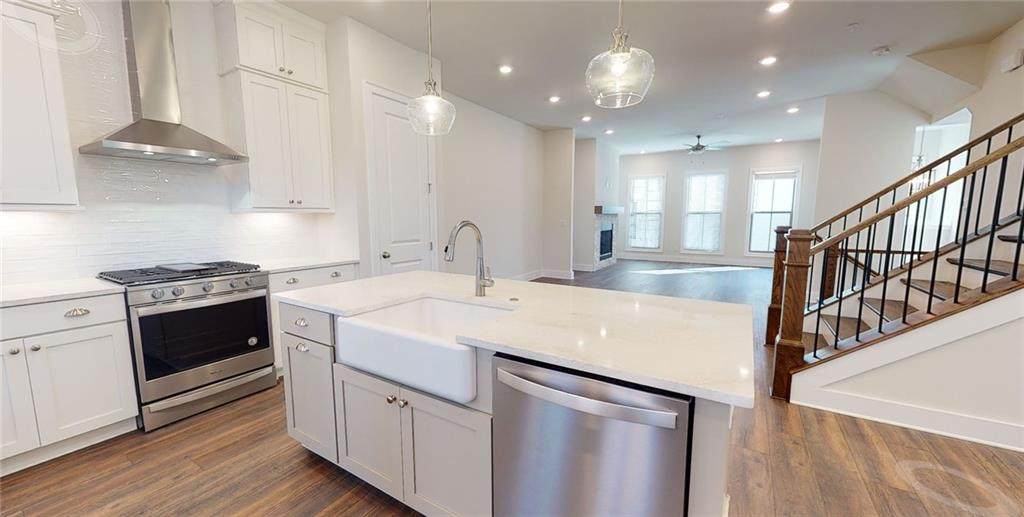 205 Mitchell Lane - Photo 1