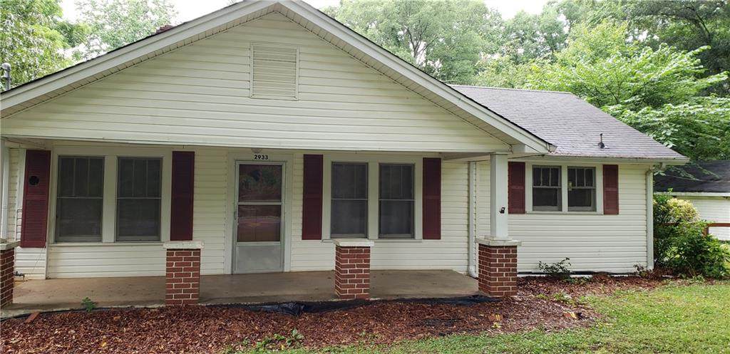 2933 Old Cornelia Highway - Photo 1