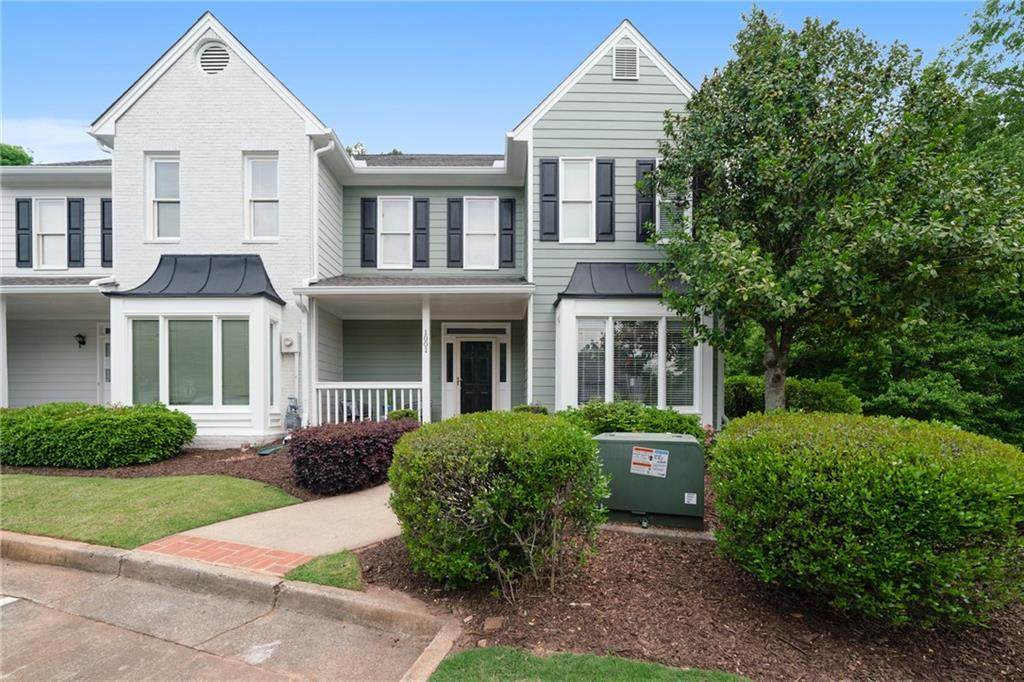 1001 Saddle Hill - Photo 1