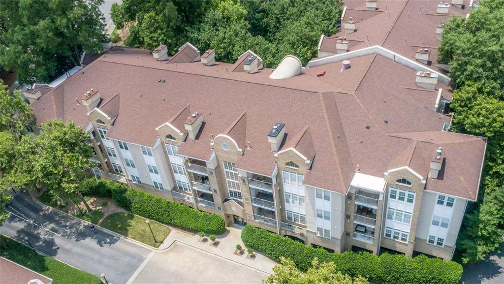 220 Renaissance Parkway - Photo 1
