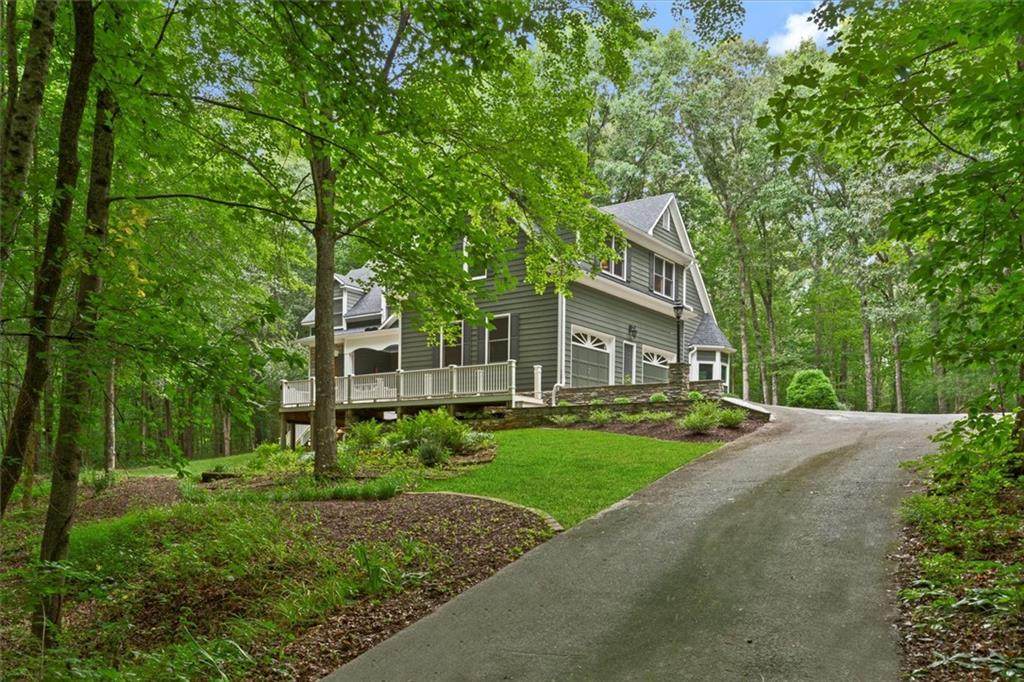 392 White Road - Photo 1