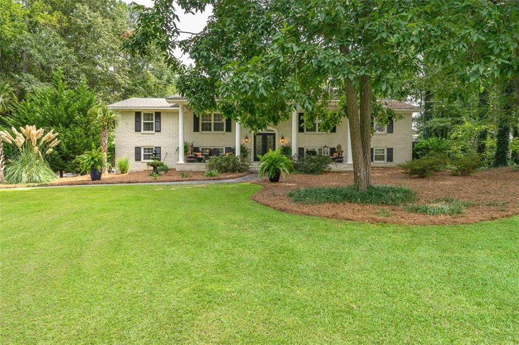 6796 Heritage Parkway - Photo 1