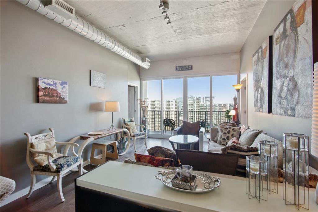 923 Peachtree Street - Photo 1