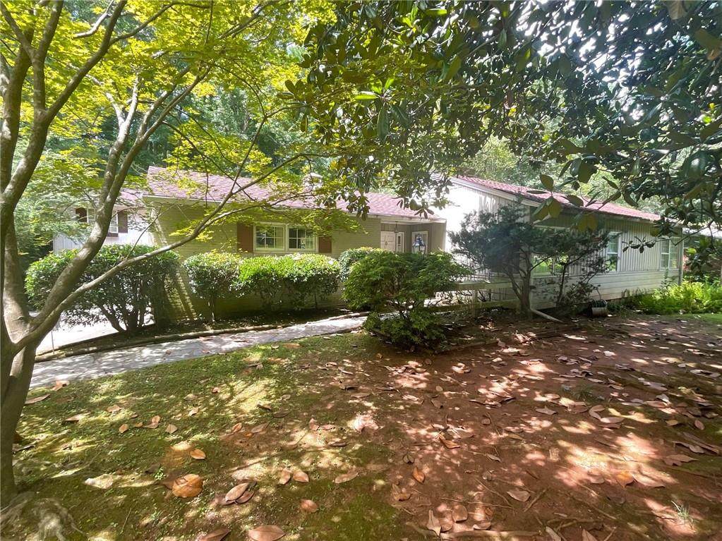 860 Barton Woods Road - Photo 1