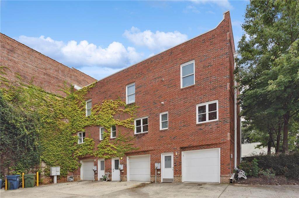 322 Peters Street - Photo 1