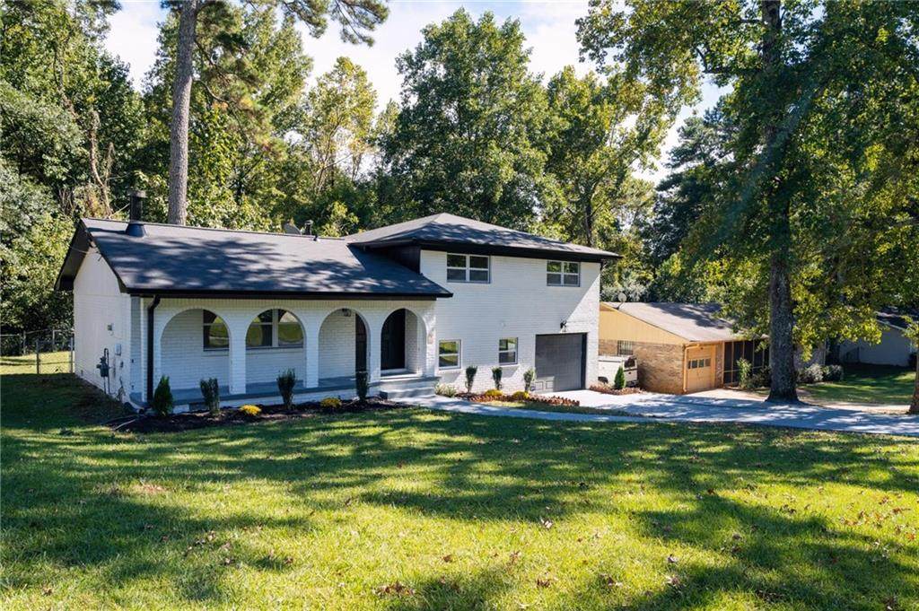2219 Chestnut Hill Circle - Photo 1
