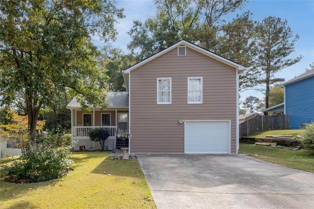 580 Wayside Drive - Photo 1