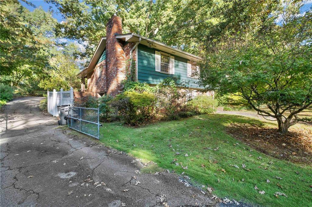 2525 Overlook Drive - Photo 1