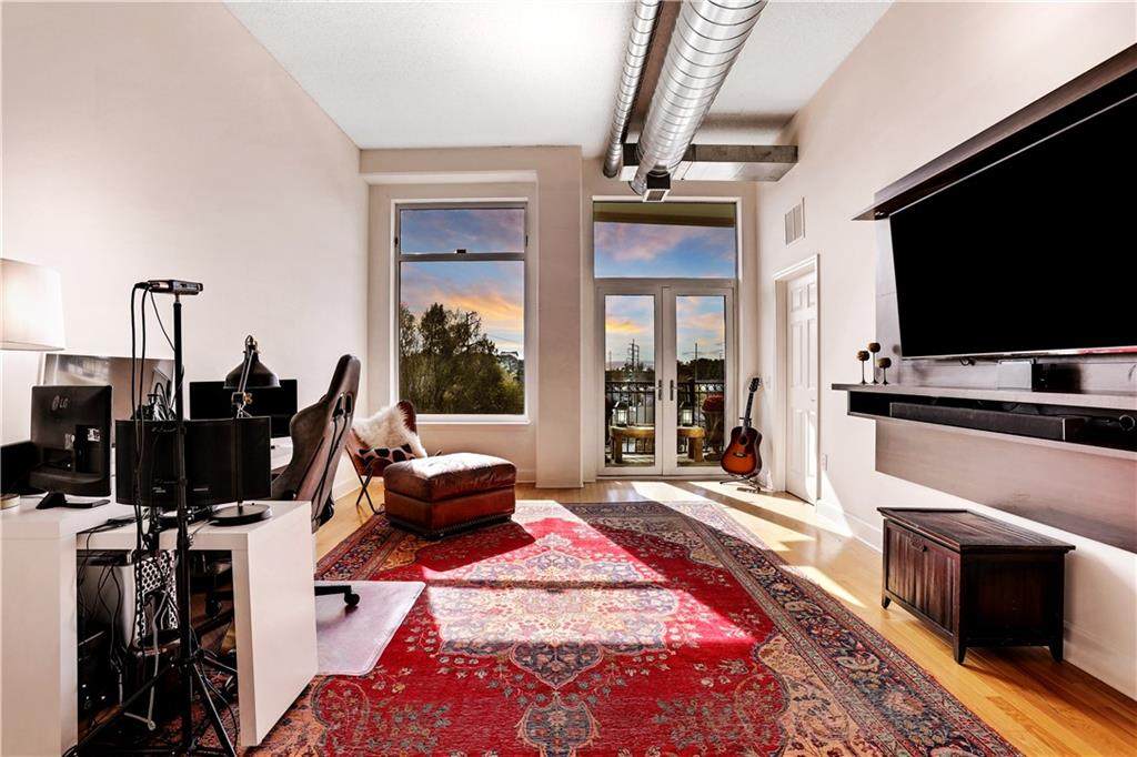 3820 Roswell Road - Photo 1