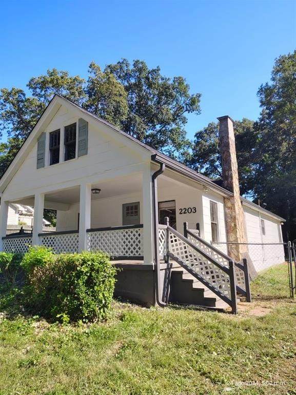 2203 Hillcrest Avenue - Photo 1