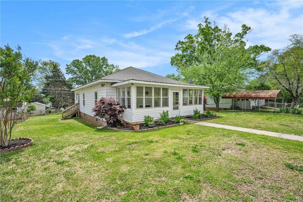 435 4th Shannon Street - Photo 1