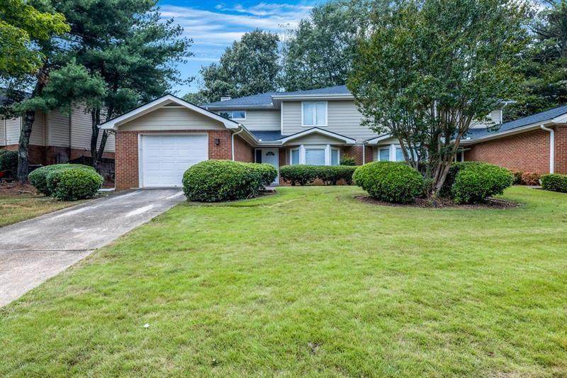 2792 Coventry Green - Photo 1