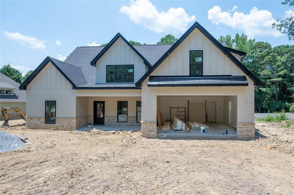 140 Cambridge Court - Photo 1