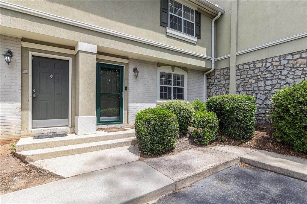 6900 Roswell Road - Photo 1