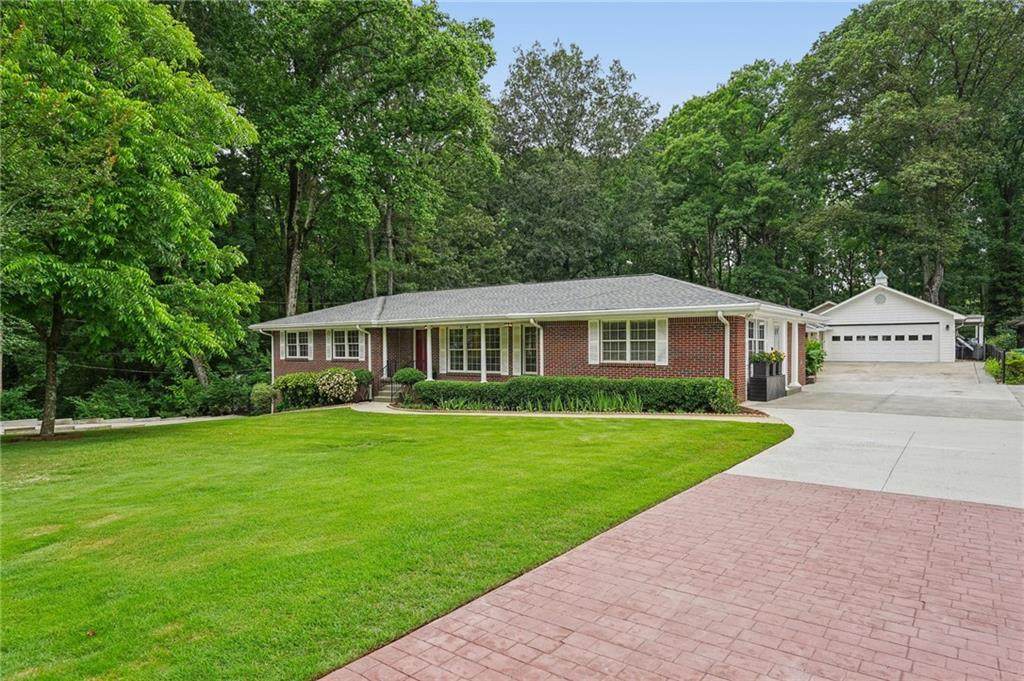 2624 Lake Erin Drive - Photo 1