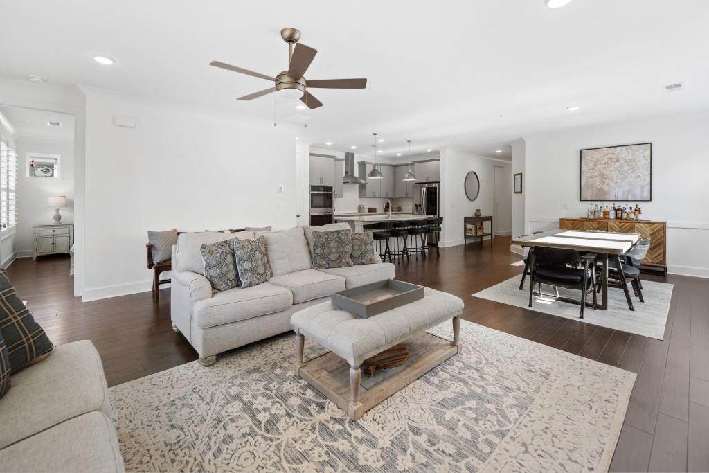 209 Floral Valley Drive - Photo 1