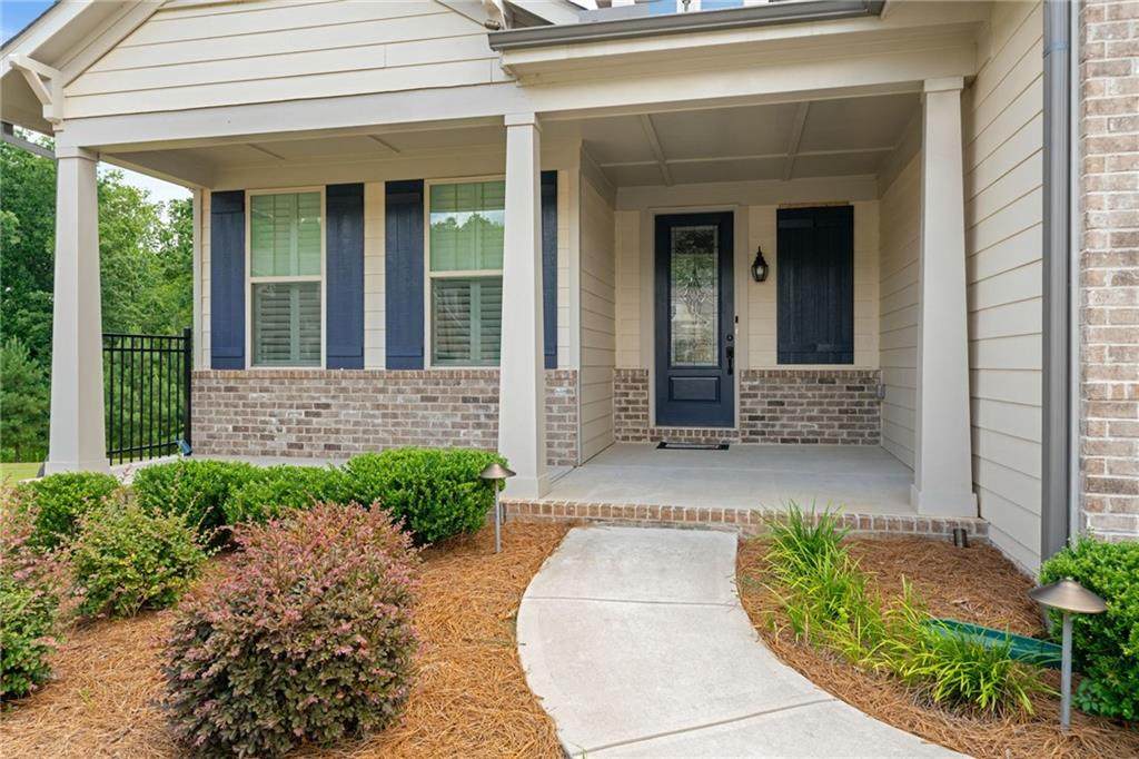 272 Silver Court - Photo 1