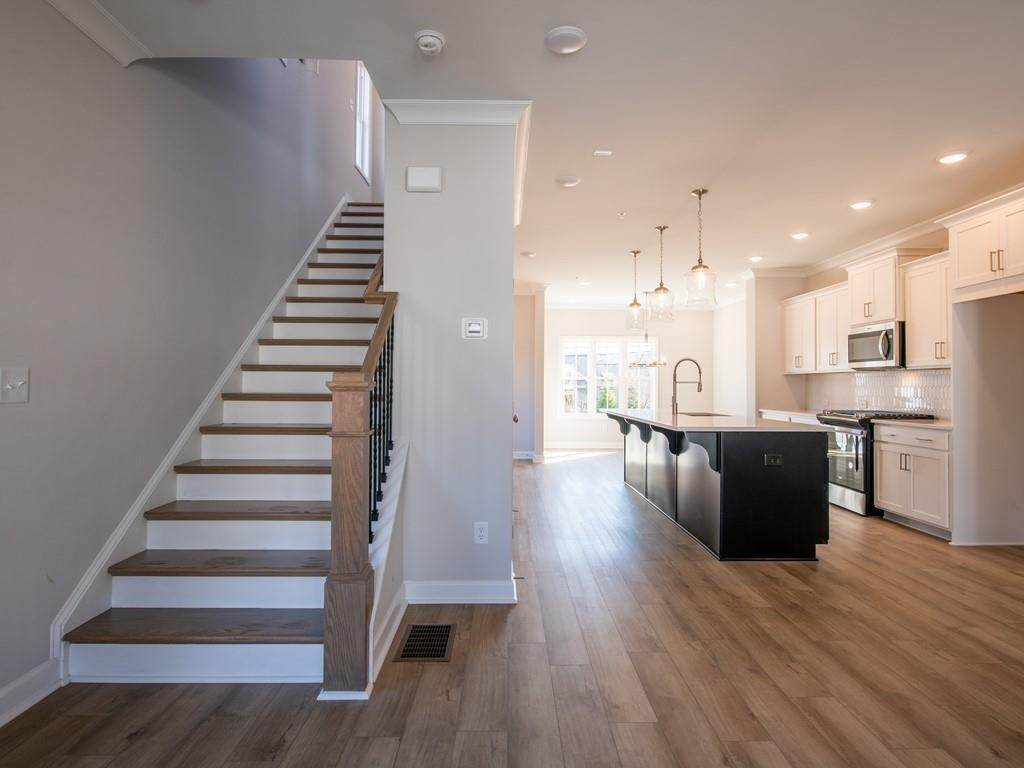 1996 Deco Drive - Photo 1