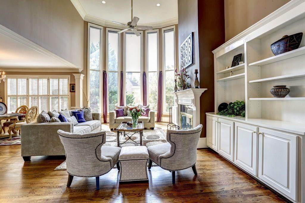 8015 Turnberry Way - Photo 1