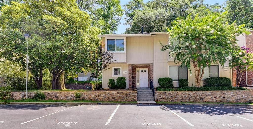 2240 Runnymead Ridge - Photo 1