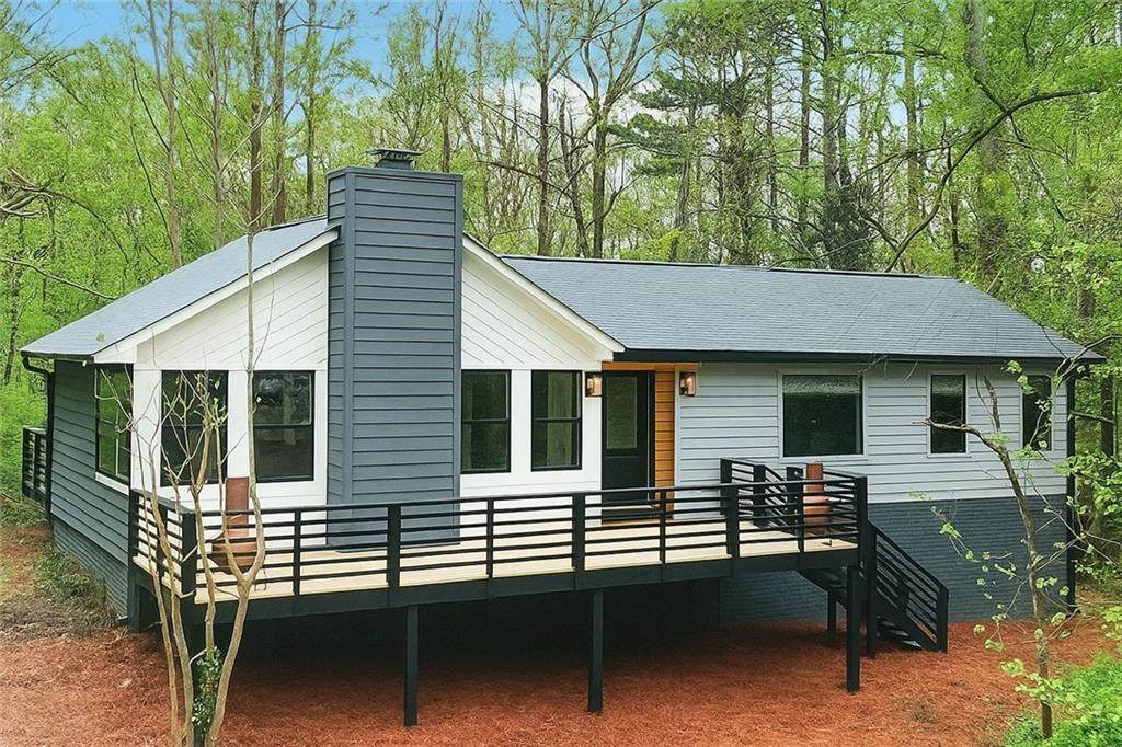 137 Creekview Drive - Photo 1