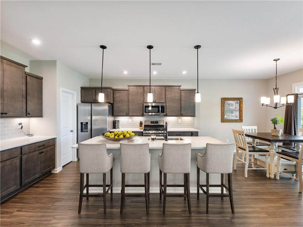 627 Michigan Circle - Photo 1