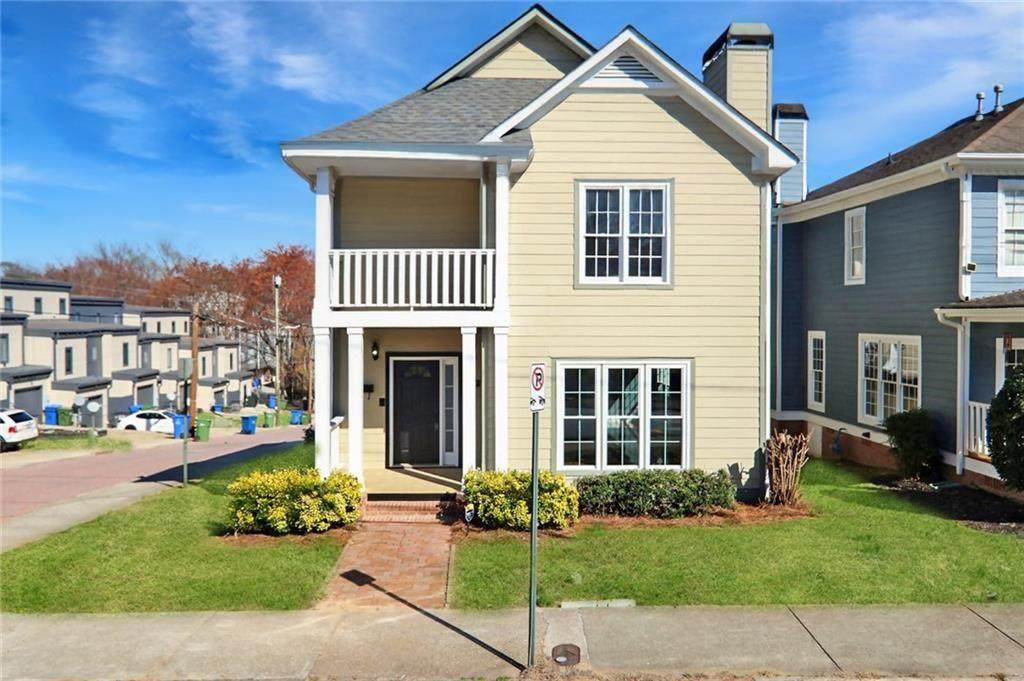 484 Martin Street - Photo 1