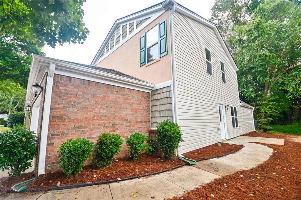 3625 Maple Valley Drive - Photo 1