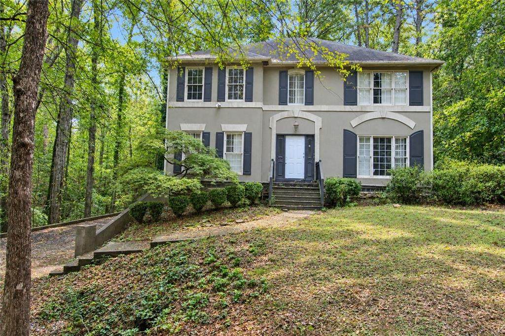 440 Longwood Court - Photo 1