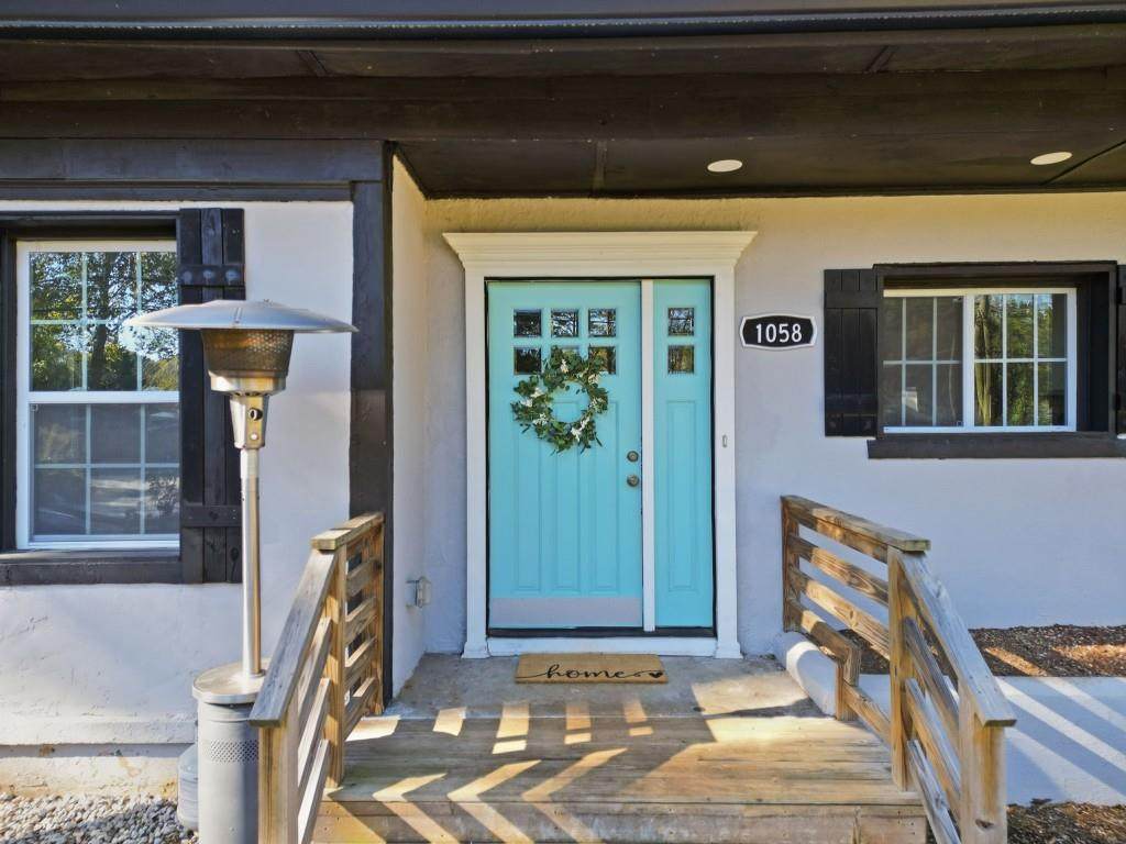 1058 Boyd Road - Photo 1