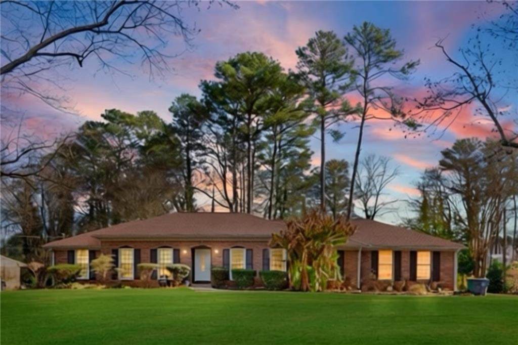 724 Rebecca Street - Photo 1