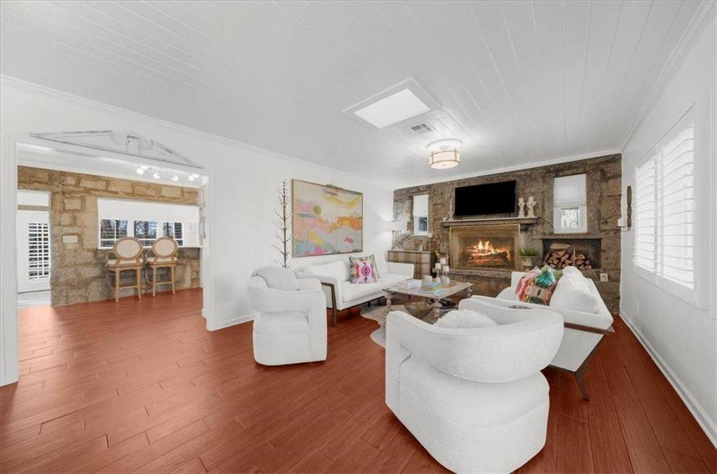 6386 Tuggle Drive - Photo 1