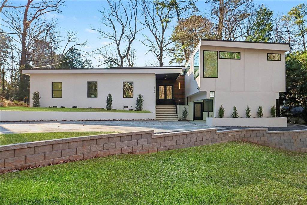 3134 W Roxboro Road Ne - Photo 1