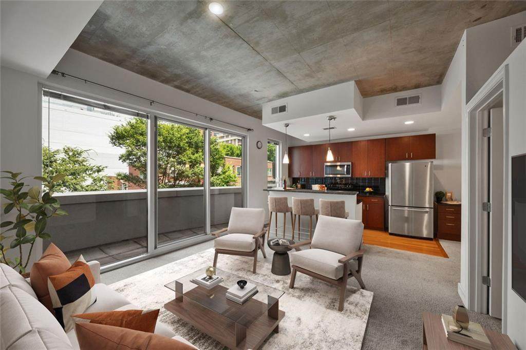 44 Peachtree Place - Photo 1