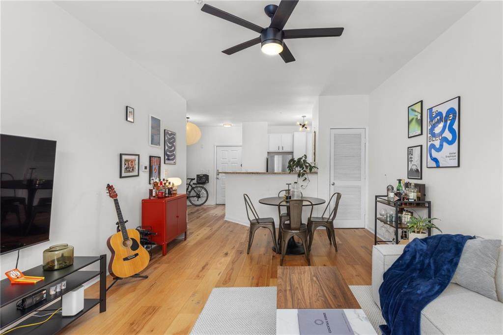 821 Ralph Mcgill Boulevard - Photo 1